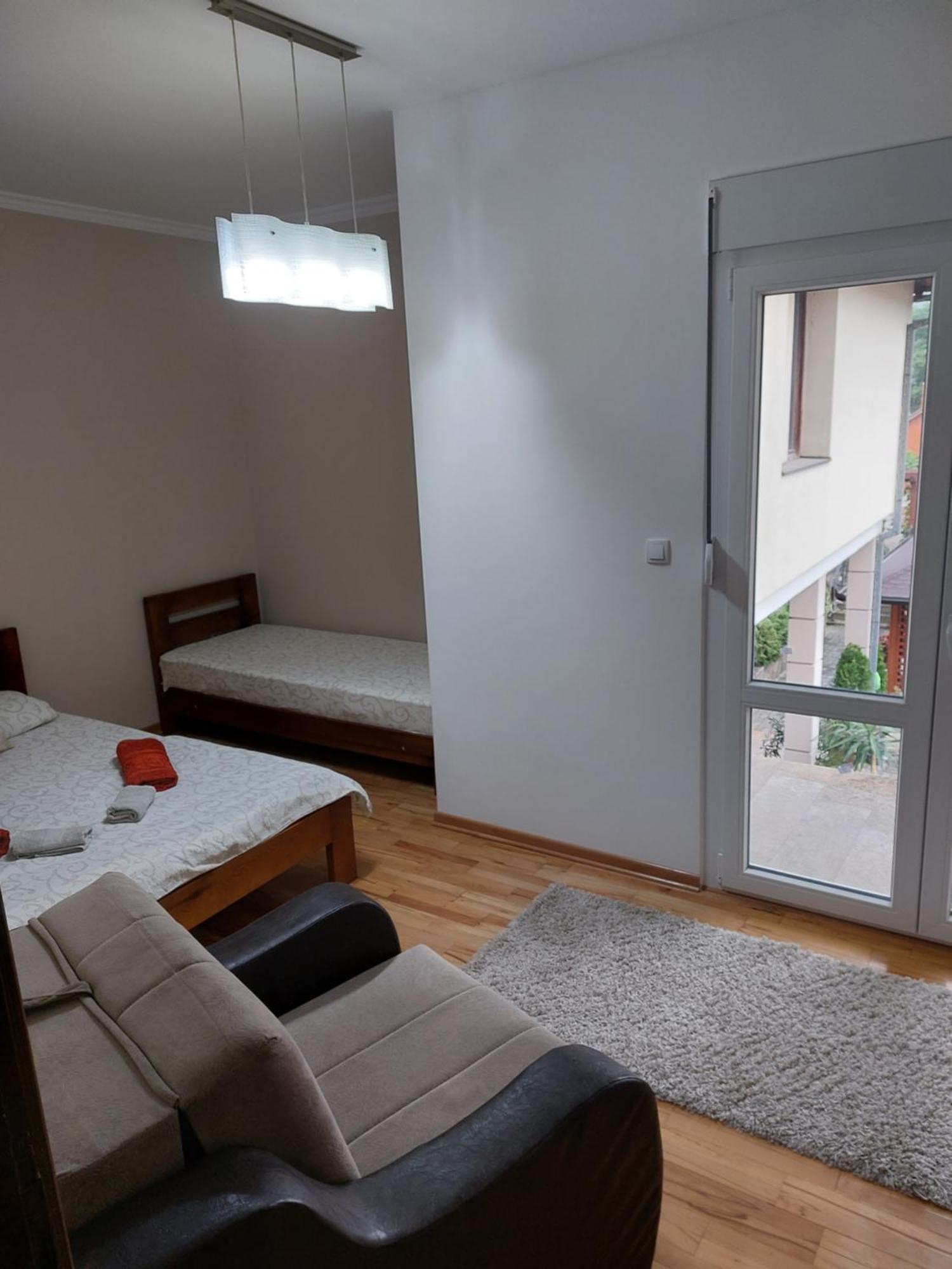 Apartmani Radulovic Vrnjačka Banja Habitación foto